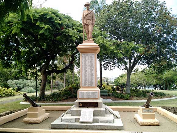 یادبود جنگ در پارک موبر بریزبن